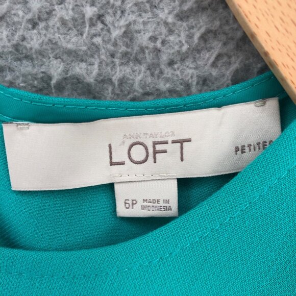LOFT Dress Womens 6 Petite Green Mini Peplum Sheath Sleeveless Pleated Stretch - Picture 5 of 11